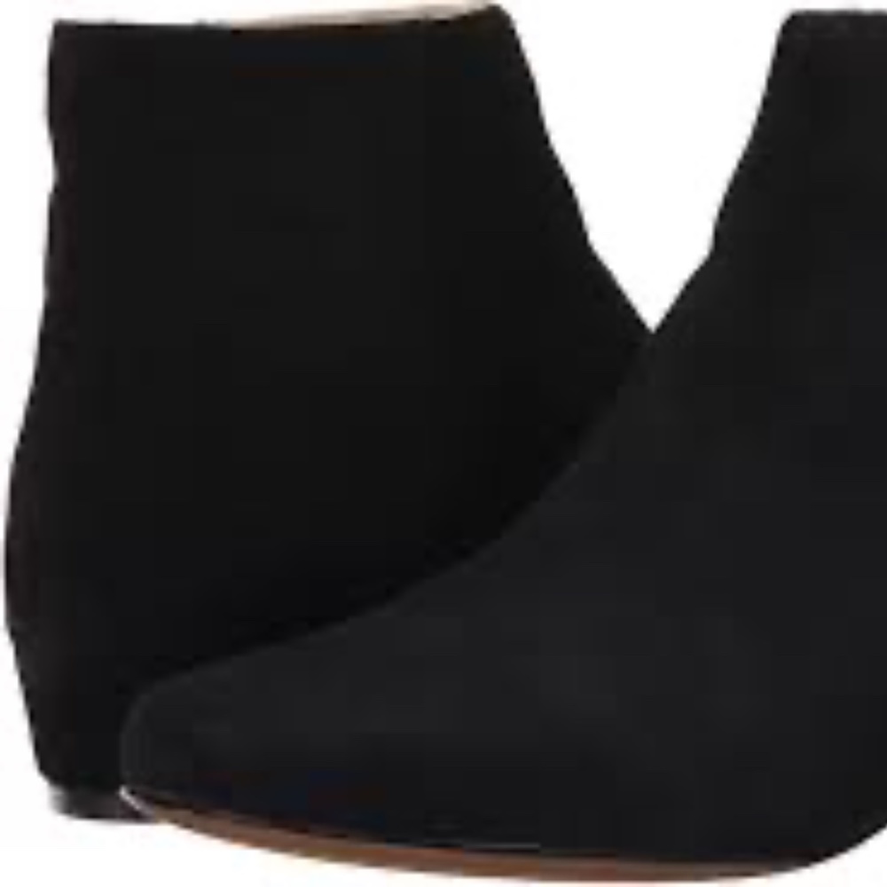 Nine West Huggins Black Suede Booties New! 8 1/2 View 4